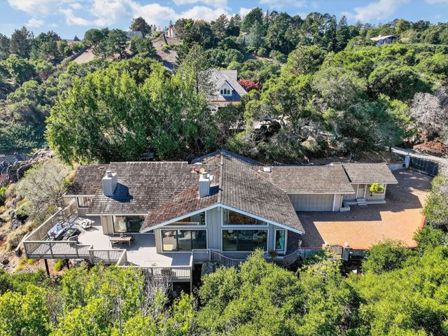 30 Bluebell Lane, Hillsborough, CA 94010