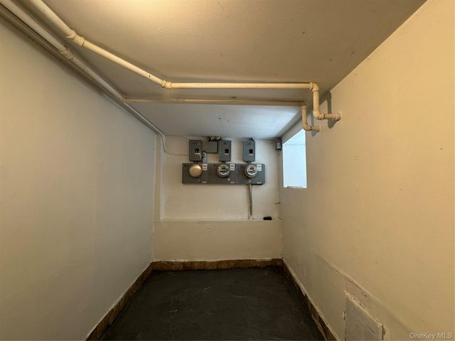 2263 Ryer Avenue, Bronx, NY 10457