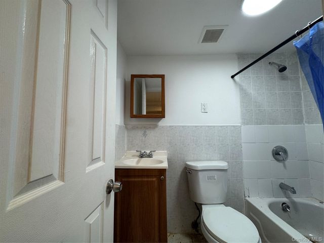 2263 Ryer Avenue, Bronx, NY 10457
