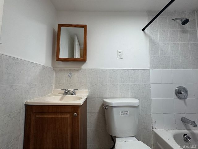 2263 Ryer Avenue, Bronx, NY 10457