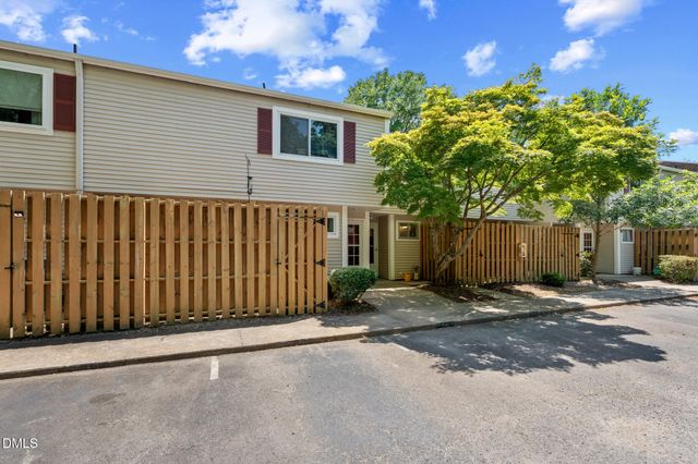 220 Elizabeth Street Apt C10, Chapel Hill, NC 27514