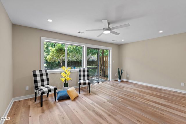 220 Elizabeth Street Apt C10, Chapel Hill, NC 27514