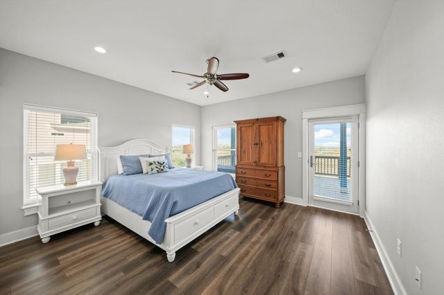 23194 Camino Street, Galveston, TX 77554