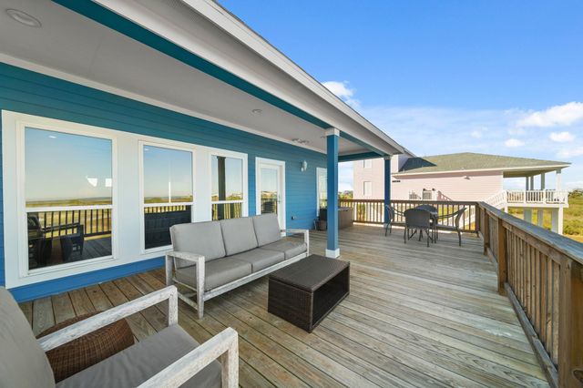 23194 Camino Street, Galveston, TX 77554