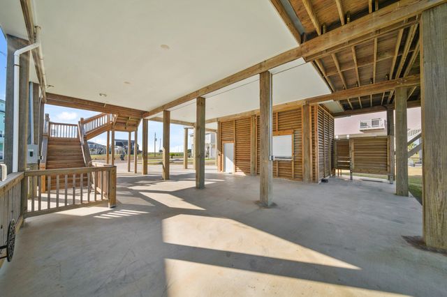 23194 Camino Street, Galveston, TX 77554