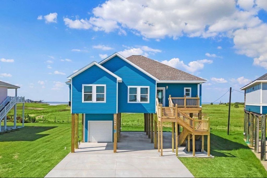23194 Camino Street, Galveston, TX 77554