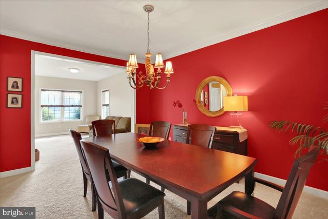 21 SAWGRASS DR, Reading, PA 19606