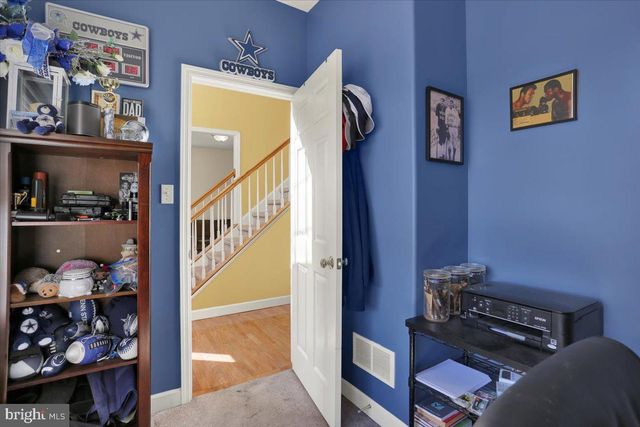 21 SAWGRASS DR, Reading, PA 19606