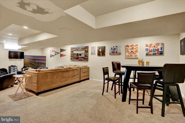 21 SAWGRASS DR, Reading, PA 19606