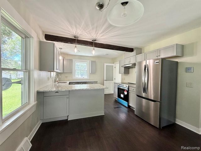 11614 Schram Street, Grand Blanc, MI 48439