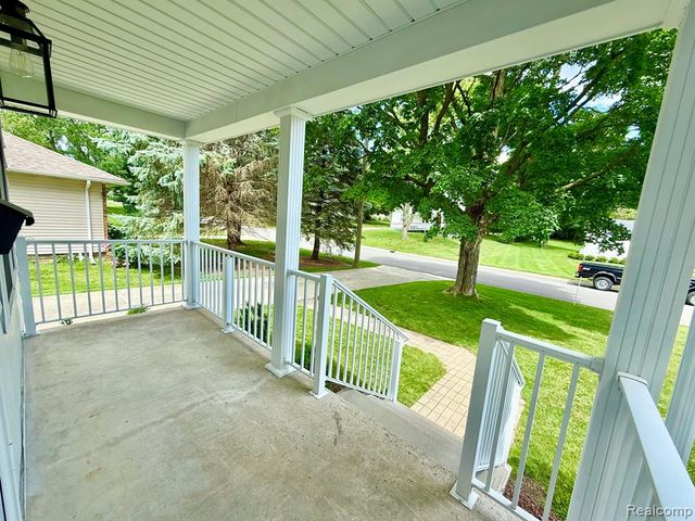 11614 Schram Street, Grand Blanc, MI 48439