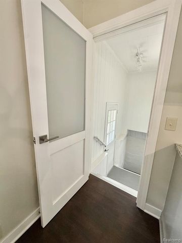 11614 Schram Street, Grand Blanc, MI 48439