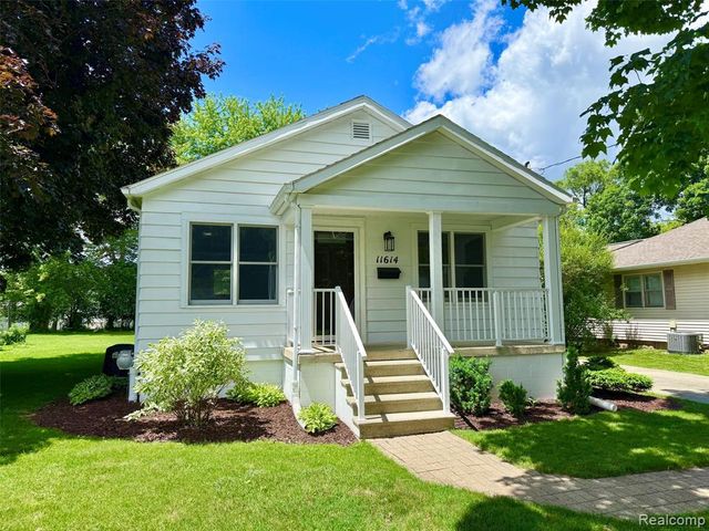 11614 Schram Street, Grand Blanc, MI 48439