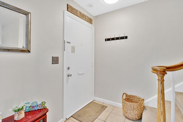 80 Yorktown Dr 80, Springfield, MA 01108