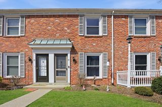 80 Yorktown Dr 80, Springfield, MA 01108