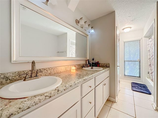 290 GLENEAGLES DRIVE, Orange Park, FL 32073