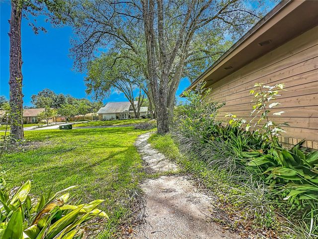 290 GLENEAGLES DRIVE, Orange Park, FL 32073