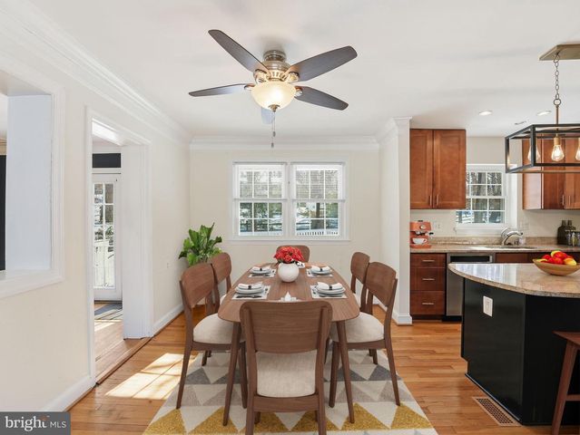 3015 CRANE DR, Falls Church, VA 22042