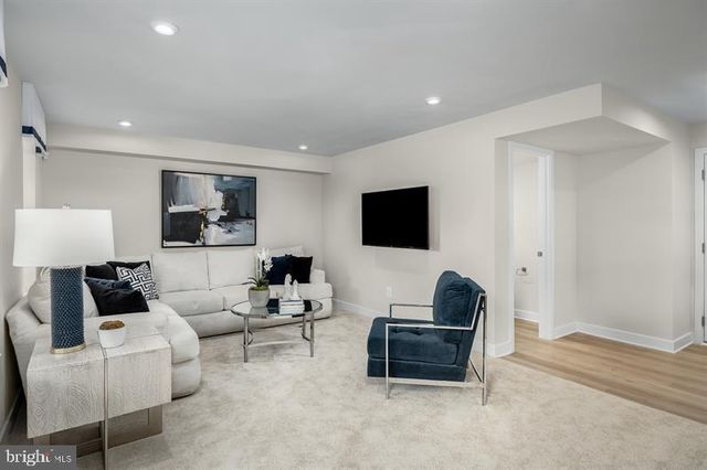 66 RAIL YARD DR, Enola, PA 17025