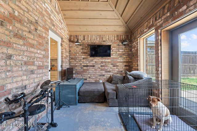 10305 Avenue X, Lubbock, TX 79423