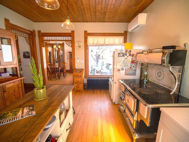 414 Chase Street, Osage, IA 50461