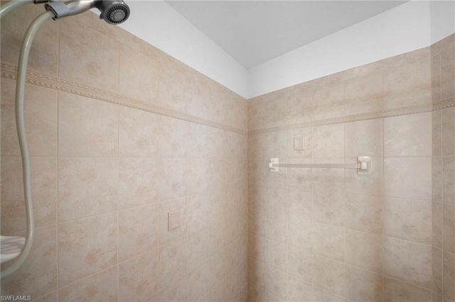 4206 Liron AVE 101, Fort Myers, FL 33916