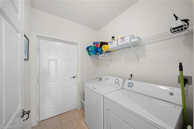 4206 Liron AVE 101, Fort Myers, FL 33916