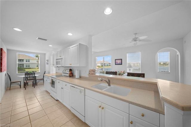 4206 Liron AVE 101, Fort Myers, FL 33916