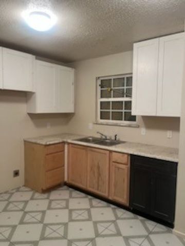 4443 Falls Drive, Dallas, TX 75211