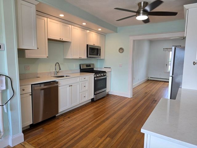 235 Washington Ave PH5, Winthrop, MA 02152