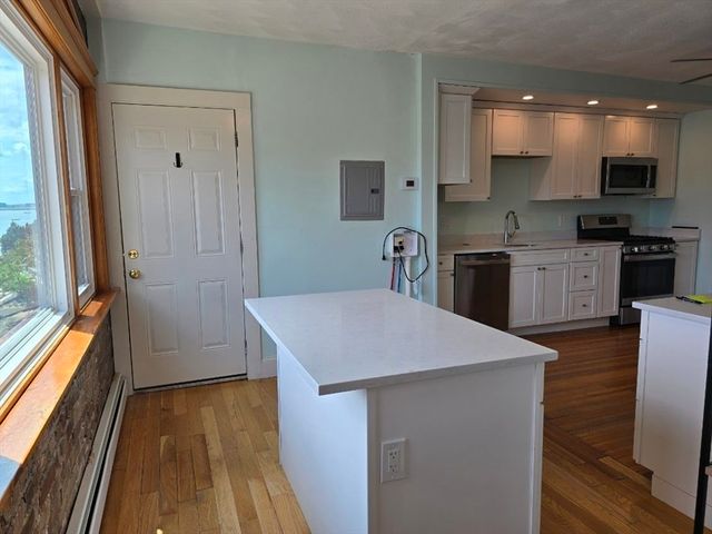 235 Washington Ave PH5, Winthrop, MA 02152