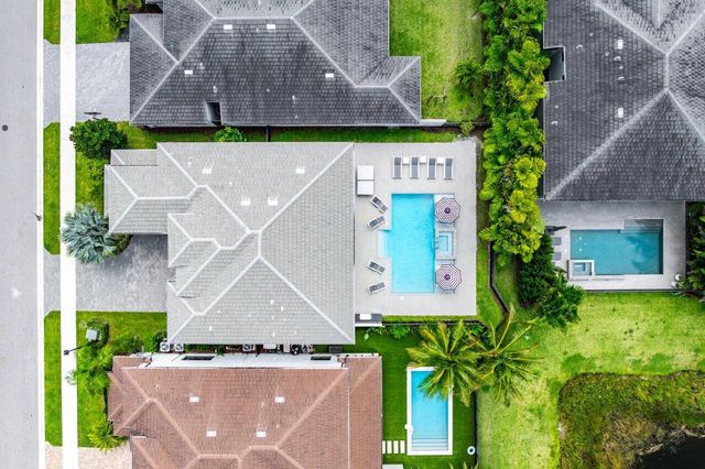8568 Dream Falls Street, Boca Raton, FL 33496
