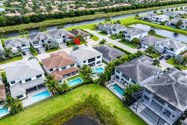8568 Dream Falls Street, Boca Raton, FL 33496