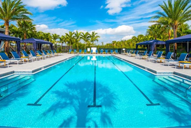 8568 Dream Falls Street, Boca Raton, FL 33496