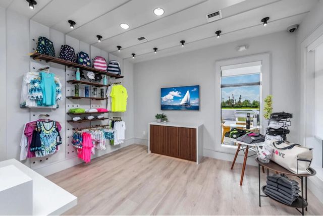 8568 Dream Falls Street, Boca Raton, FL 33496