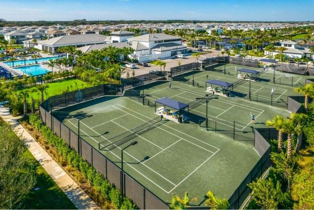 8568 Dream Falls Street, Boca Raton, FL 33496