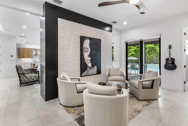 8568 Dream Falls Street, Boca Raton, FL 33496