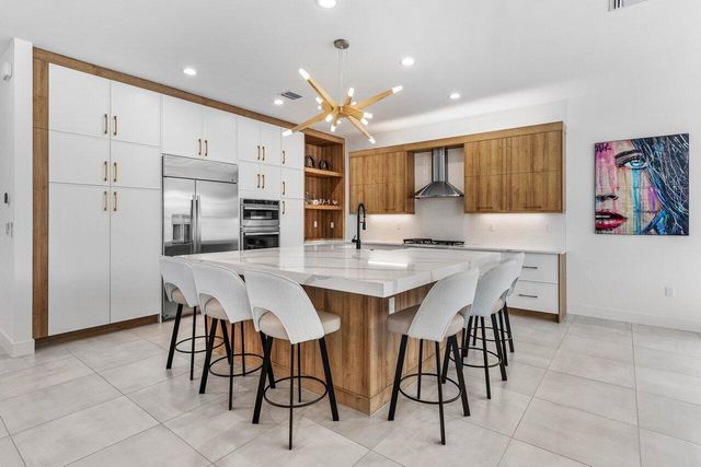 8568 Dream Falls Street, Boca Raton, FL 33496