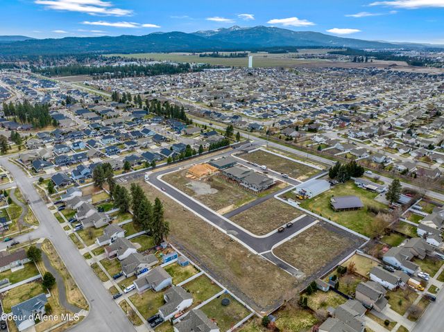 7388 N Breaux Dr, Coeur D'alene, ID 83815