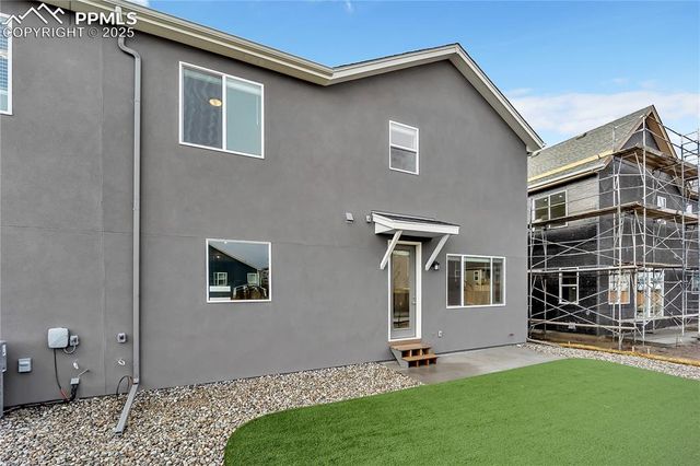 8172 Manor House Way, Colorado Springs, CO 80908