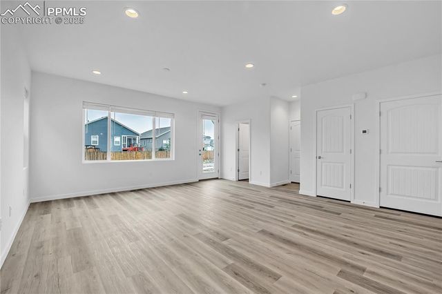 8172 Manor House Way, Colorado Springs, CO 80908