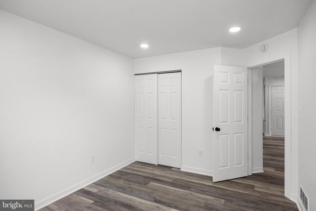 263 BARCLAY CT, West Deptford, NJ 08051