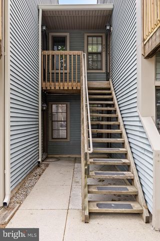 263 BARCLAY CT, West Deptford, NJ 08051