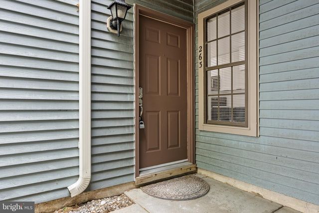 263 BARCLAY CT, West Deptford, NJ 08051
