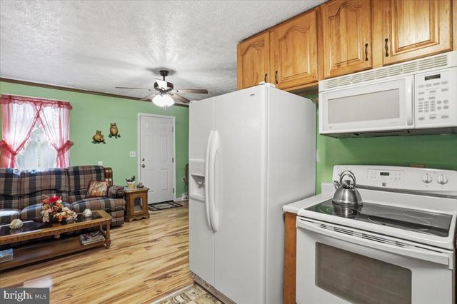25 FOX CRAFT CT, Green Spring, WV 26722