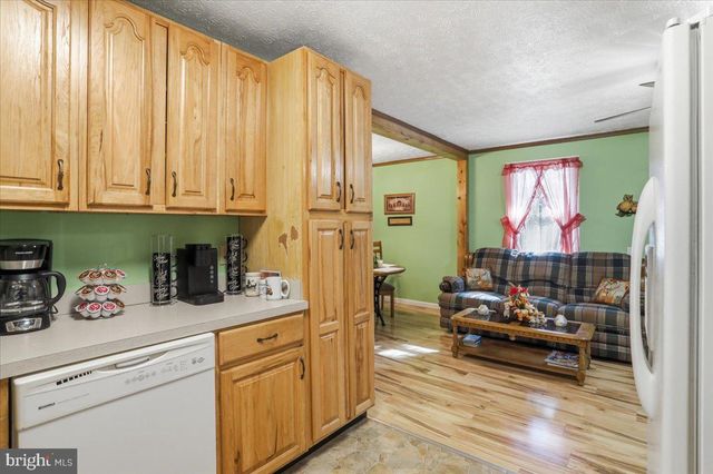 25 FOX CRAFT CT, Green Spring, WV 26722
