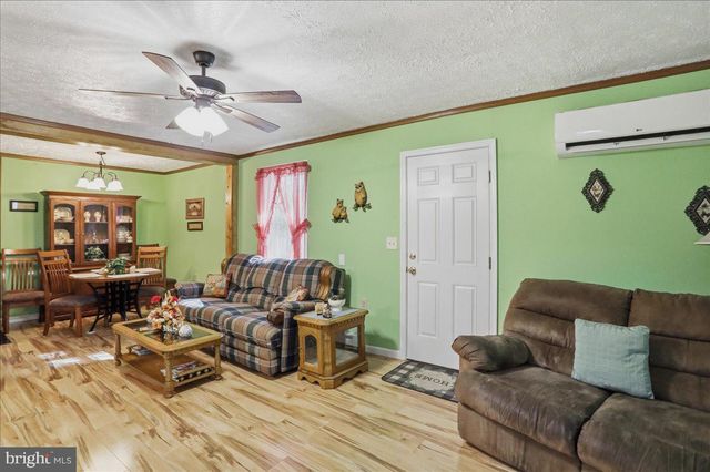 25 FOX CRAFT CT, Green Spring, WV 26722