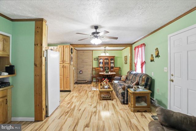 25 FOX CRAFT CT, Green Spring, WV 26722