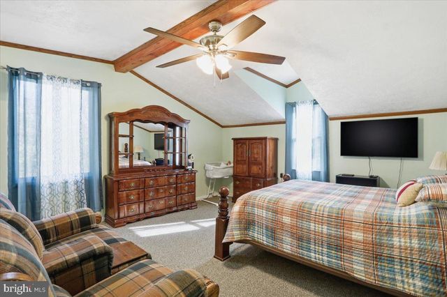 25 FOX CRAFT CT, Green Spring, WV 26722