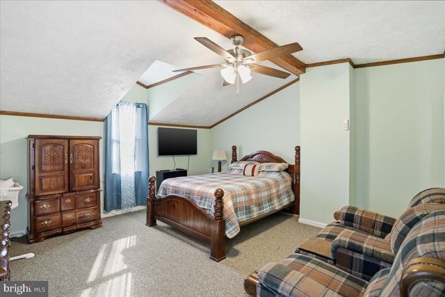 25 FOX CRAFT CT, Green Spring, WV 26722